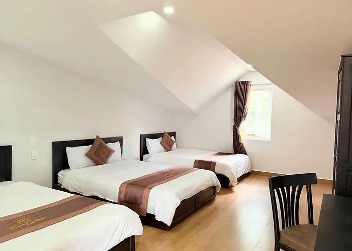 Uyen Phuong Hotel